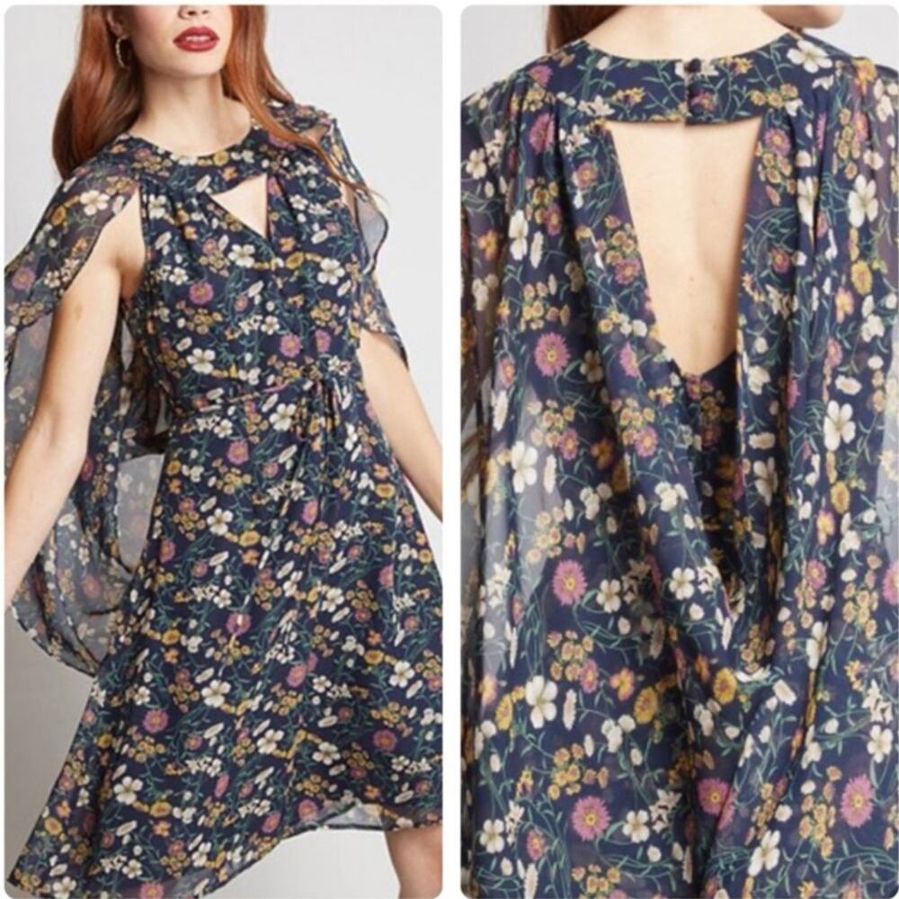 ModCloth Floral Icing on the Cape Keyhole A-Line Dress